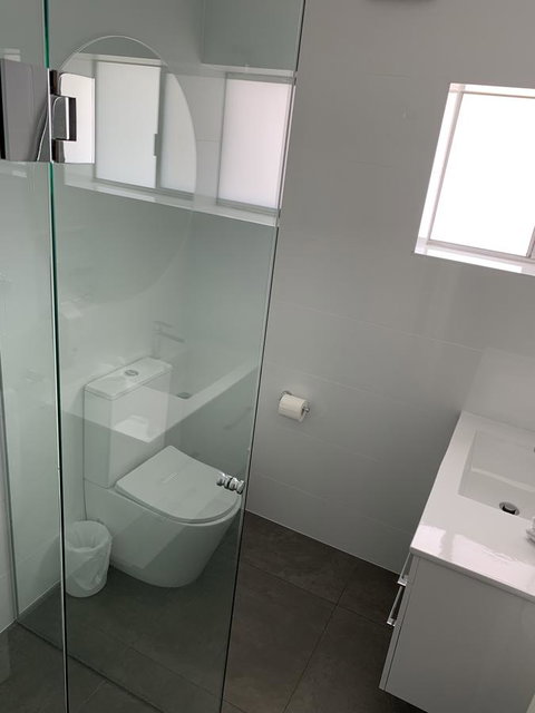 Seaview Sunset Holiday Apartments - Maitland Accommodation 2