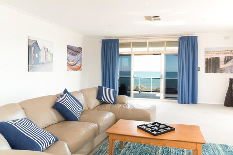 Seaview Sunset Holiday Apartments - Maitland Accommodation 0