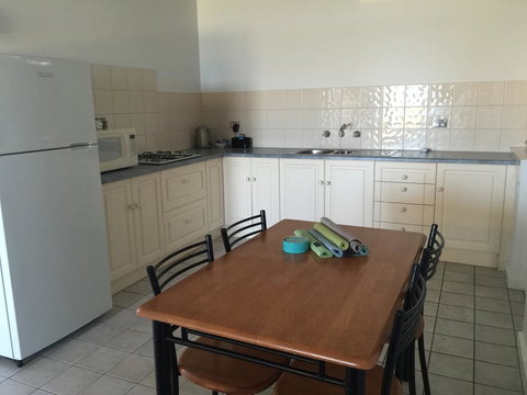 Seaview Sunset Holiday Apartments - Maitland Accommodation 13