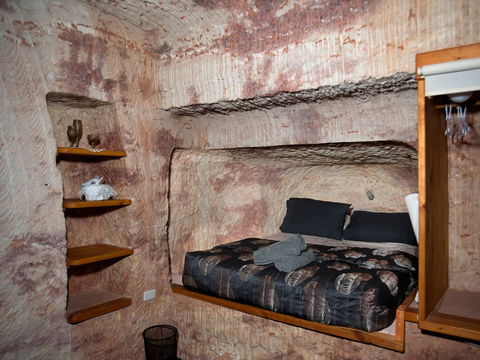 Ali\'s Underground Studio - Maitland Accommodation 9