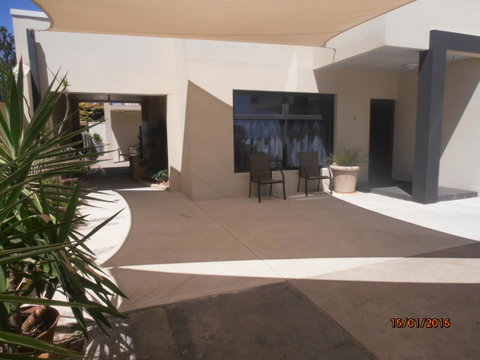 Atlantic West Beach Apartments - Maitland Accommodation 3