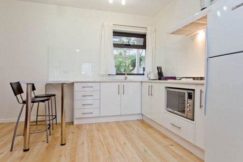 Atlantic West Beach Apartments - Maitland Accommodation 17