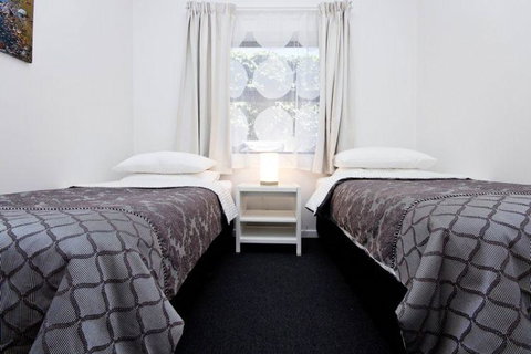 Atlantic West Beach Apartments - Maitland Accommodation 13