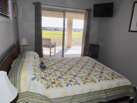 Rezare House Bed & Breakfast - Maitland Accommodation 13