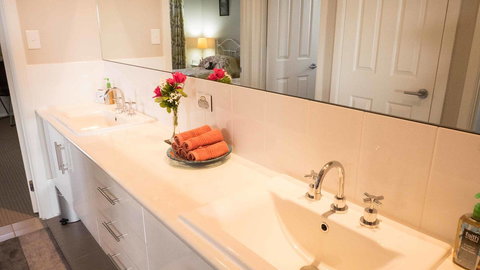 Rezare House Bed & Breakfast - Maitland Accommodation 21