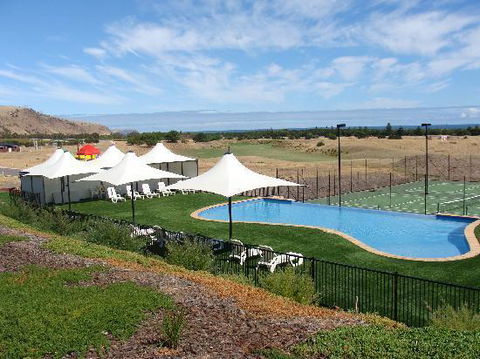 Lady Bay Hotel - Maitland Accommodation 2