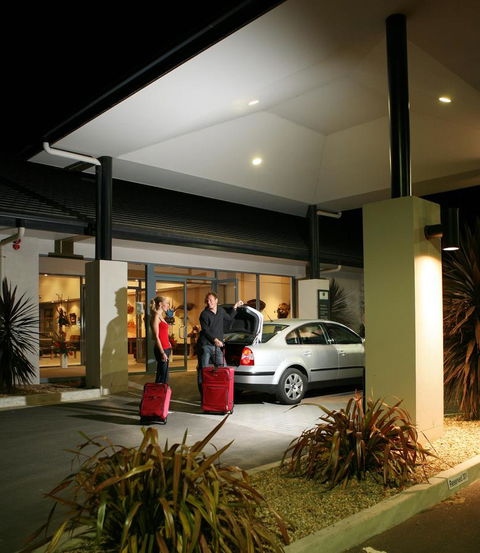 Lady Bay Hotel - Maitland Accommodation 8