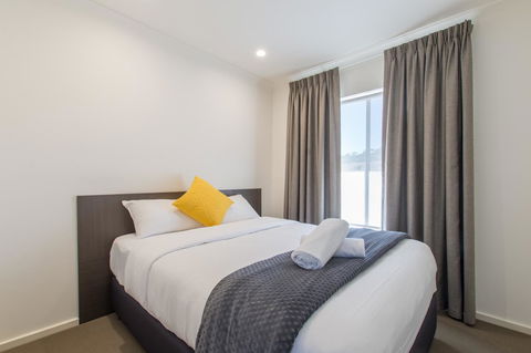 Mick O\'Sheas - Maitland Accommodation 17
