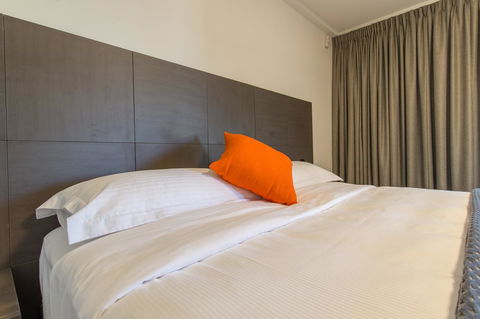 Mick O\'Sheas - Maitland Accommodation 30
