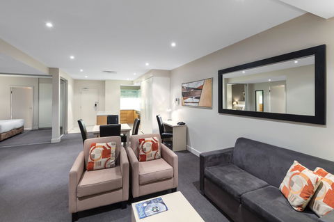 Apartments @ 16 Holdfast - Maitland Accommodation 8