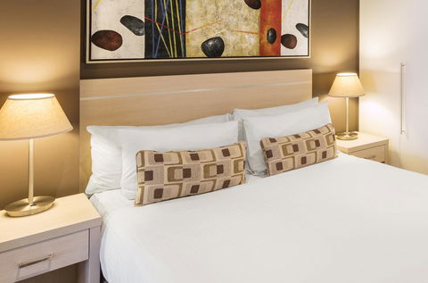 Apartments @ 16 Holdfast - Maitland Accommodation 11