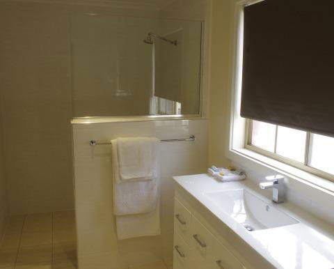 Clare Central - Maitland Accommodation 27