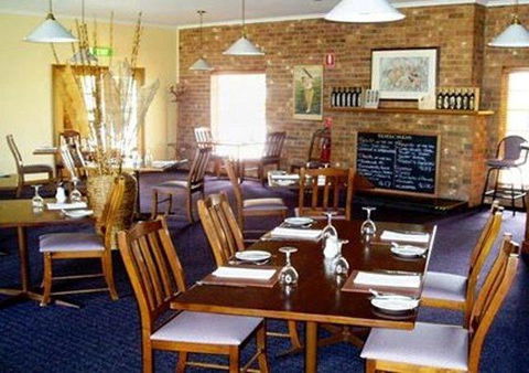 Clare Central - Maitland Accommodation 43