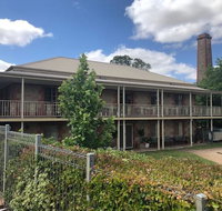 Clare Central - Maitland Accommodation