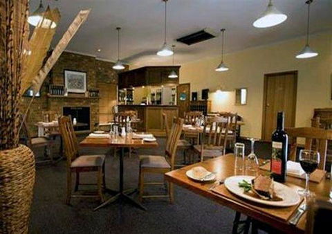 Clare Central - Maitland Accommodation 31