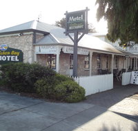 Guichen Bay Motel - Maitland Accommodation