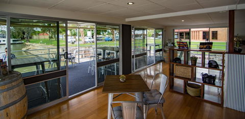 Murray River Queen - Maitland Accommodation 29