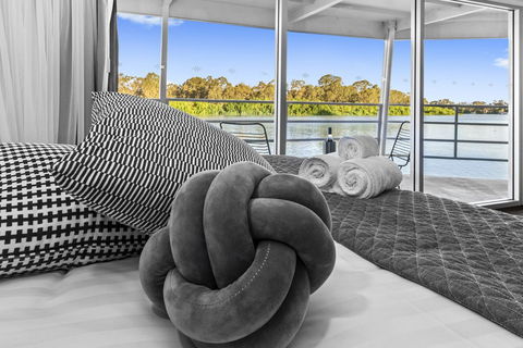Murray River Queen - Maitland Accommodation 8
