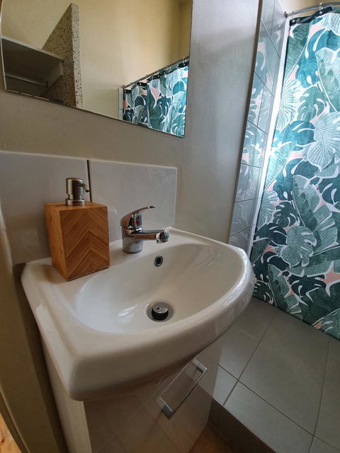 Pier Hotel Port Lincoln - Maitland Accommodation 23