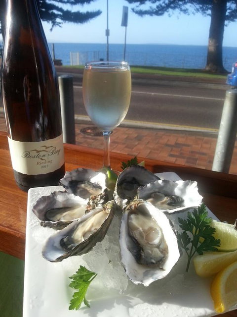 Pier Hotel Port Lincoln - Maitland Accommodation 7