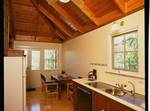 Clare Valley Heritage Retreat - Maitland Accommodation 13