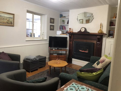 Goolwa Marinerâ€™s Cottage - Free Wifi And Pet Friendly - Centrally Located In Historic Region - Maitland Accommodation 11