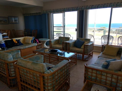 Seafront Shack - Maitland Accommodation 12