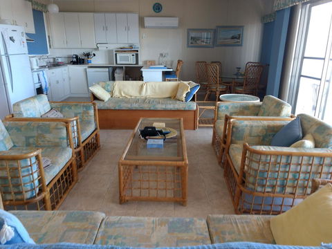 Seafront Shack - Maitland Accommodation 7