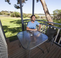 Lakeside Tourist Park - Maitland Accommodation
