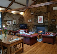 William Hunt's Retreat - Cypress Studio - Maitland Accommodation