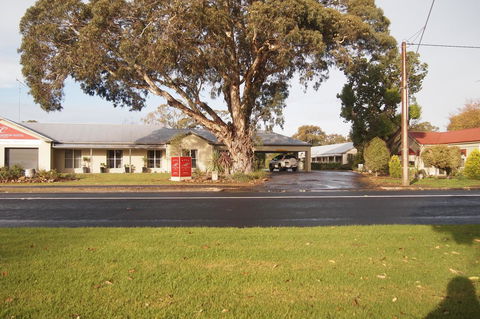 Alexander Cameron Suites - Maitland Accommodation 0