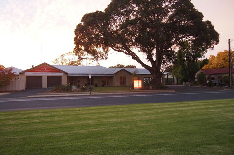 Alexander Cameron Suites - Maitland Accommodation 30