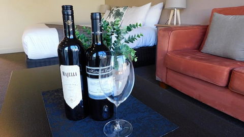 Alexander Cameron Suites - Maitland Accommodation 14