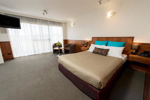 Berri Hotel - Maitland Accommodation 40