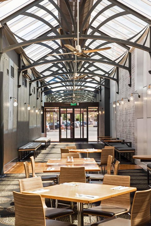 Berri Hotel - Maitland Accommodation 3