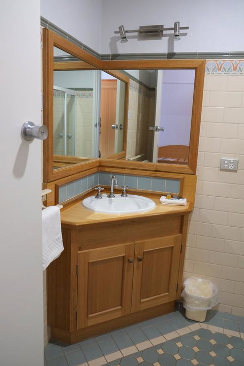 Berri Hotel - Maitland Accommodation 30