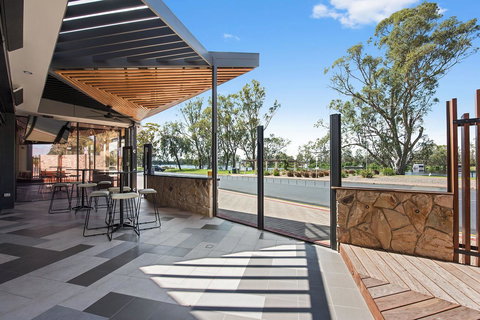 Berri Hotel - Maitland Accommodation 11