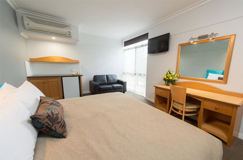 Berri Hotel - Maitland Accommodation 44