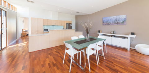 South Shores Villa 52 - Maitland Accommodation 19