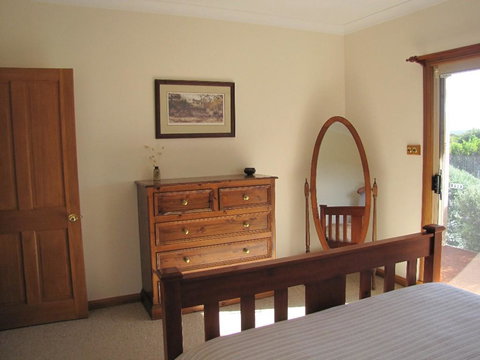 Edge Of Innes - Maitland Accommodation 9