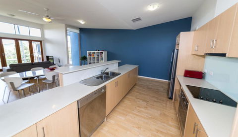 South Shores Villa 50 - Maitland Accommodation 19