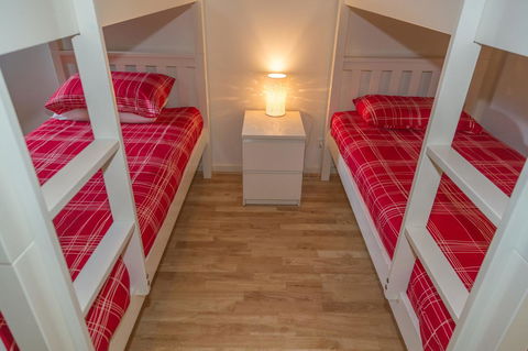 South Shores Villa 50 - Maitland Accommodation 12