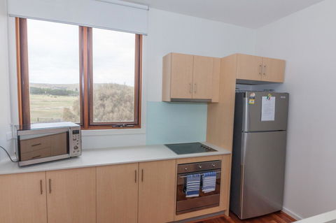 South Shores Trevally Villa 92 - South Shores Normanville - Maitland Accommodation 7