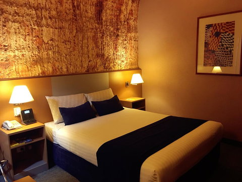 Desert Cave Hotel - Maitland Accommodation 39