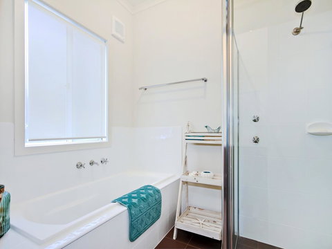 Seas The Day - Maitland Accommodation 15