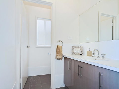 Seas The Day - Maitland Accommodation 10