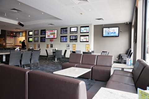 Mawson Lakes Hotel - Maitland Accommodation 19