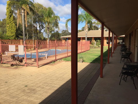 Kadina Gateway Motor Inn - Maitland Accommodation 4