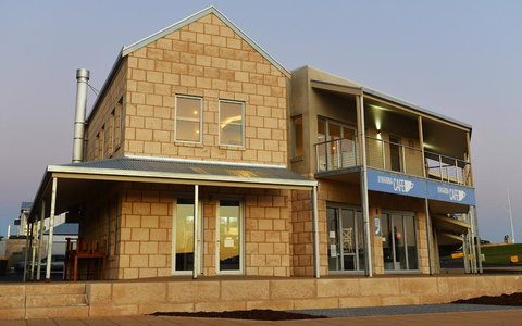 Robe Marina Accommodation - Maitland Accommodation 32