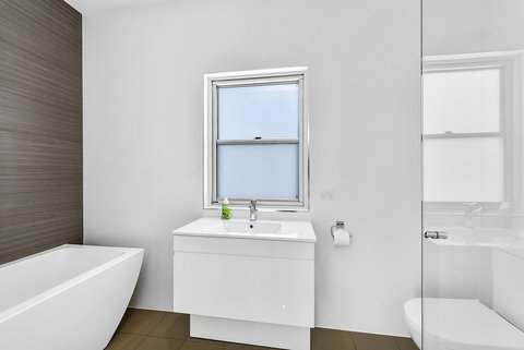 Robe Marina Accommodation - Maitland Accommodation 27